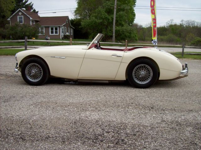 1962 Austin Healey 3000 2 DOOR - photo 2