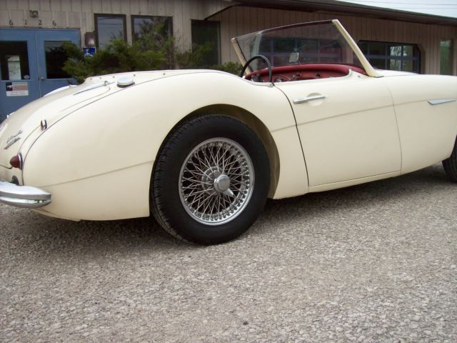 1962 Austin Healey 3000 2 DOOR - photo 7