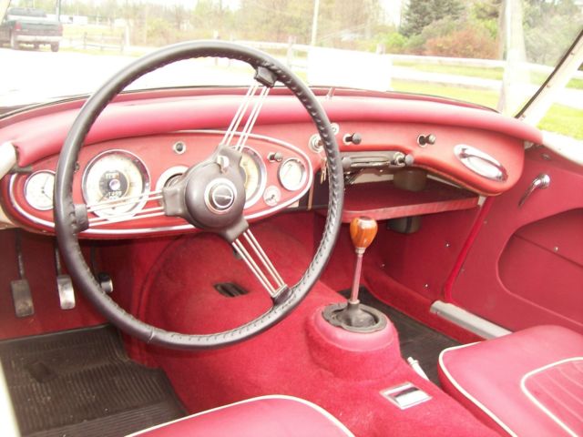 1962 Austin Healey 3000 2 DOOR - photo 9