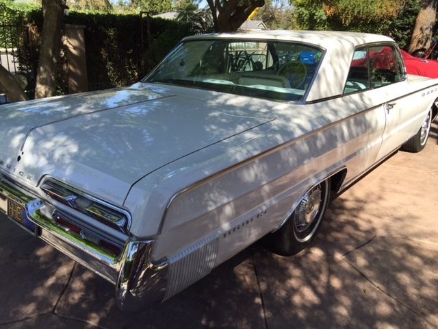 1962 Buick Electra 225 - photo 2