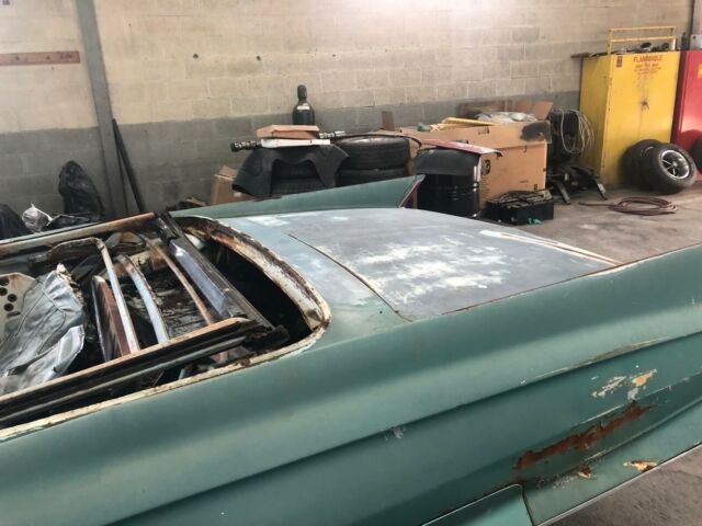 1962 Cadillac Series 62 Convertible - photo 9