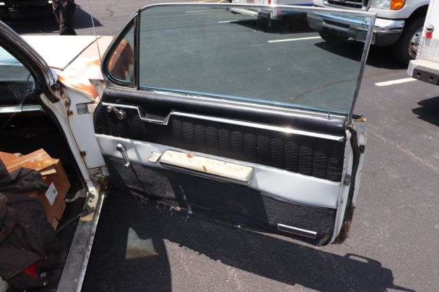 1962 Cadillac Coupe Black/White (30) - photo 3