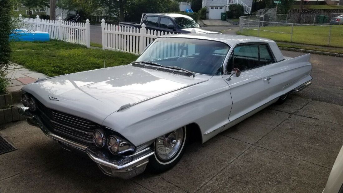 1962 Cadillac DeVille Coupe - photo 2