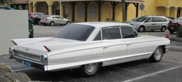 1962 Cadillac DeVille 6 WINDOW SEDA - photo 4