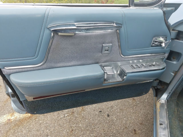 1962 Cadillac DeVille Series 62 - 4 Door Hard Top - 6 Window All Power - photo 8