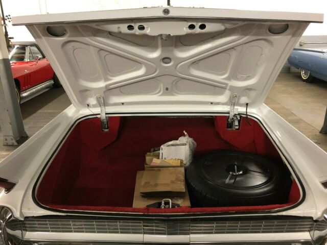 1962 Cadillac Eldorado Biarritz Convertible - photo 11