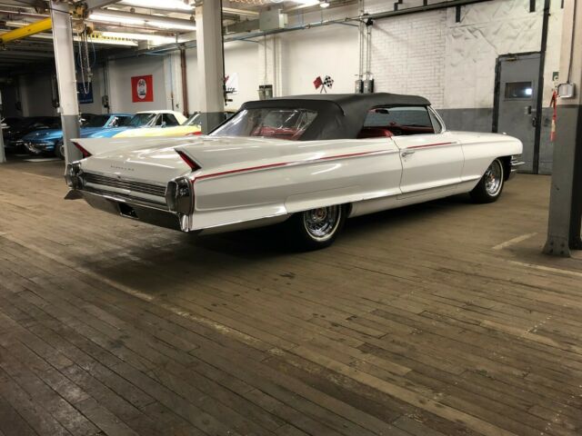 1962 Cadillac Eldorado Biarritz Convertible - photo 6