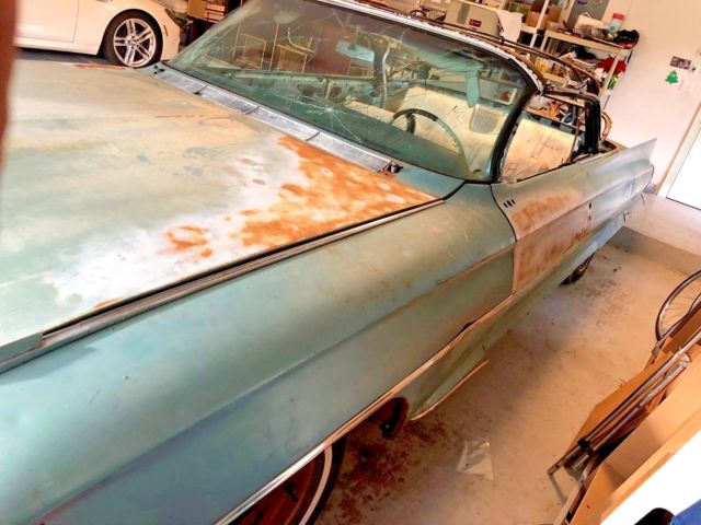 1962 Cadillac Series 62 Convertible - photo 12