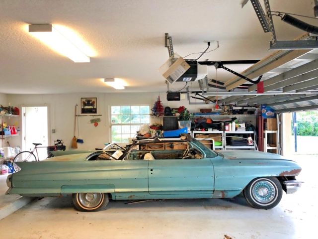1962 Cadillac Series 62 Convertible - photo 9