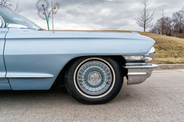 1962 Cadillac DeVille Sedan - photo 10