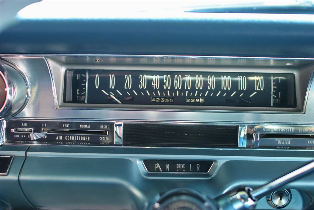 1962 Cadillac Series 62 2-Owner Super Clean Very Original Cadillac 390 A/C - photo 11