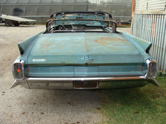 1962 Cadillac SERIES 62 CONVERTIBLE - photo 4
