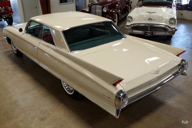 1962 Cadillac Series 62 Coupe DeVille -- - photo 9