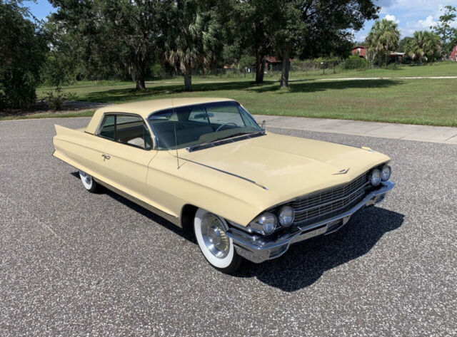 1962 Cadillac Series 62 sold NEW at St. Clair Motor Co San Jose, California - photo 7