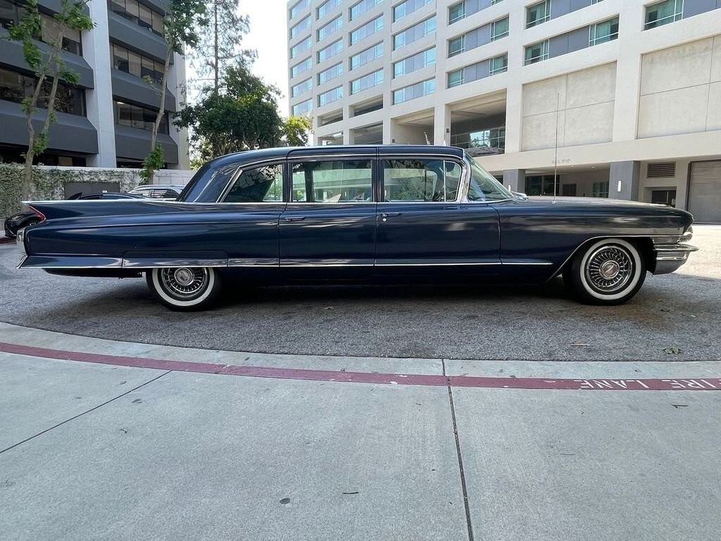 1962 Cadillac Fleetwood RESTORED 1962 CADILLAC SERIES 75 FLEETWOOD LIMOUSINE - photo 6