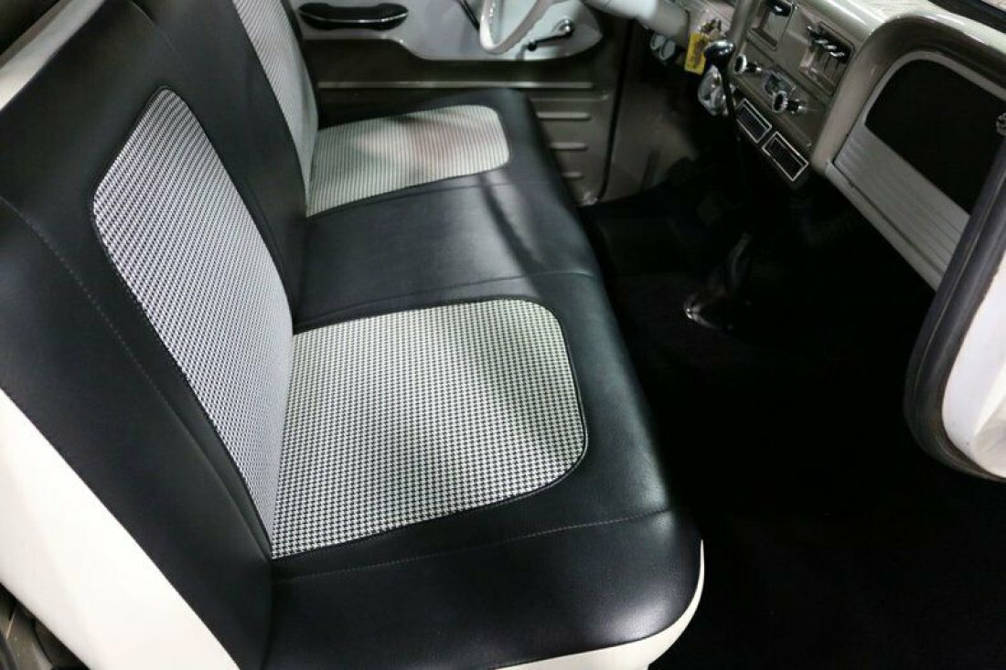 1962 Chevrolet C-10 Hounds tooth cloth - photo 6