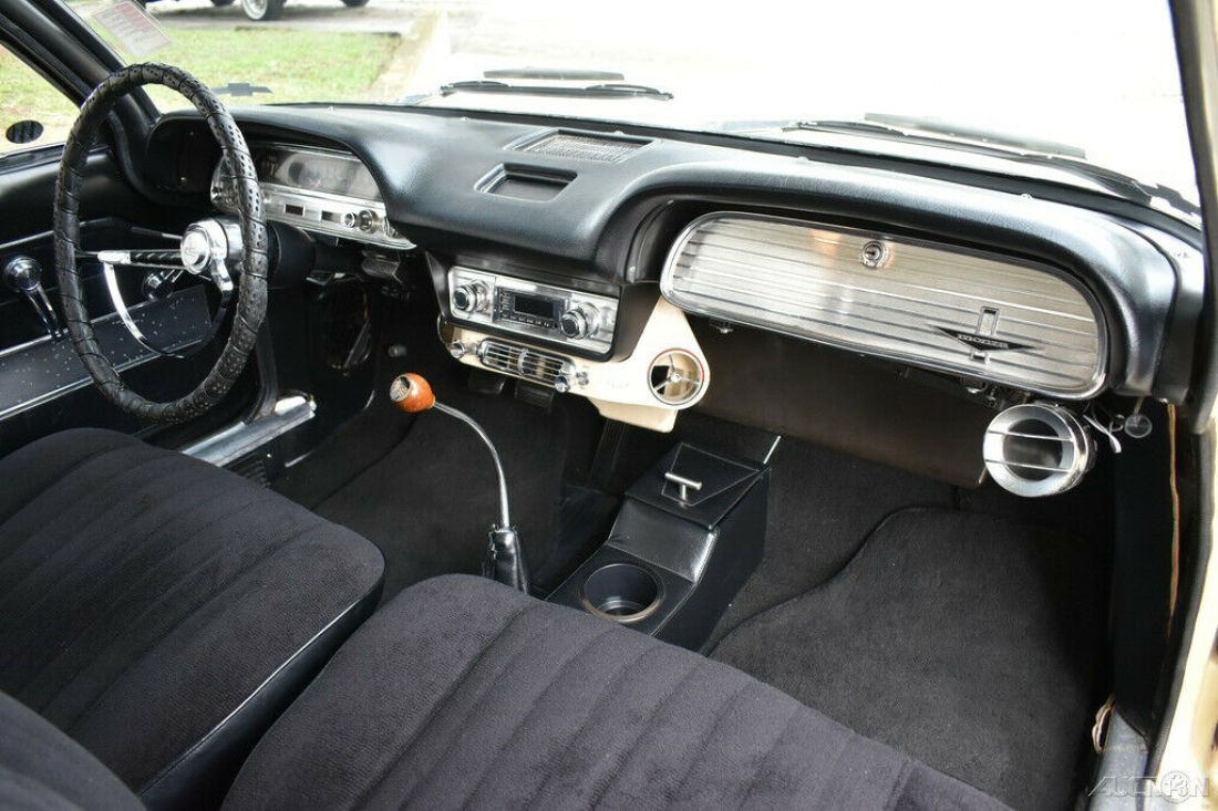 1962 Chevrolet Corvair Flat 6 Manual A/C - photo 12
