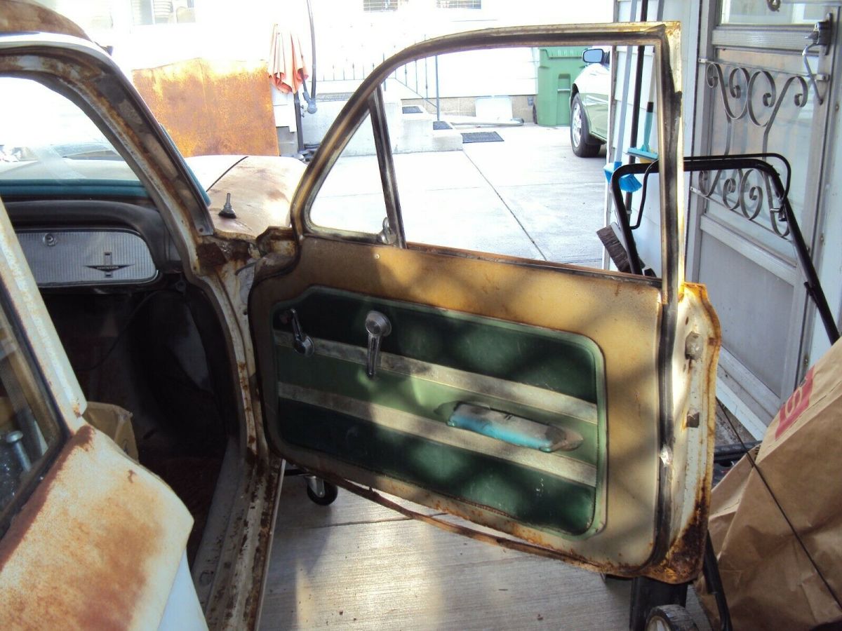 1962 Chevrolet Corvair 4 DOOR 900 WAGON - photo 4