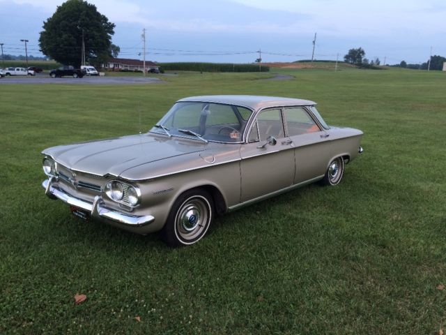 1962 Chevrolet Corvair 700