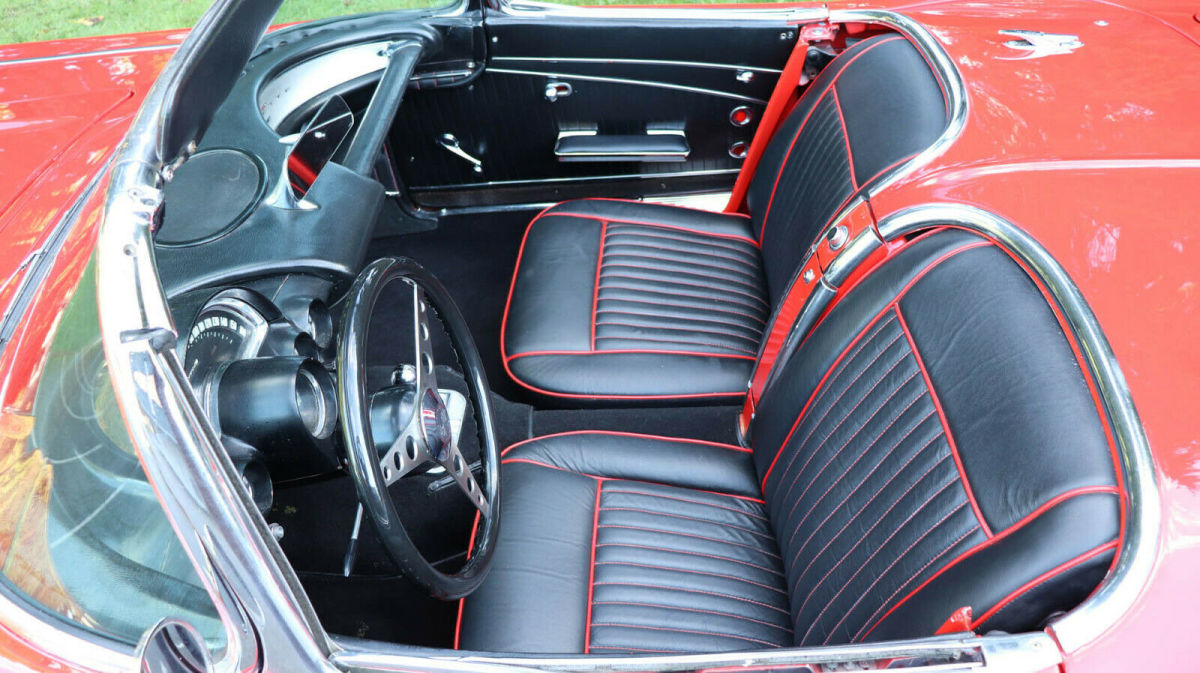 1962 Chevrolet Corvette 2-Top Roadster - photo 12