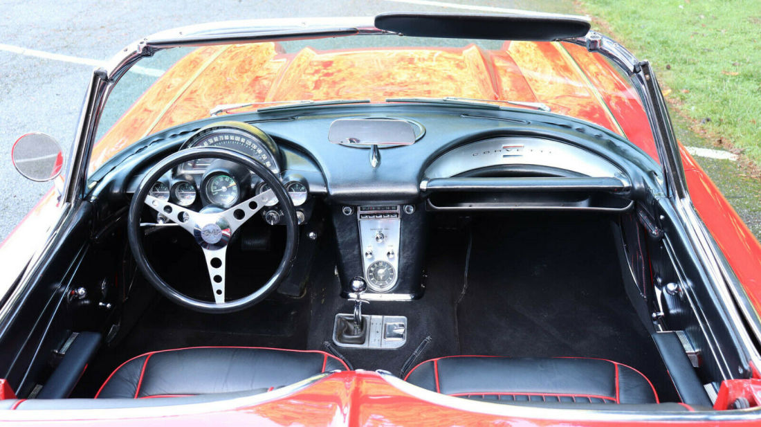 1962 Chevrolet Corvette 2-Top Roadster - photo 9