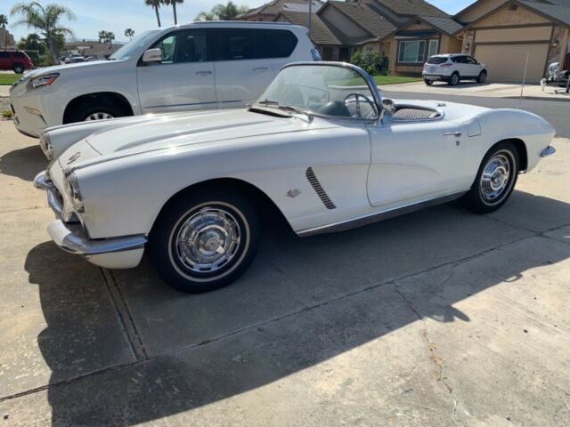 1962 Chevrolet Corvette - 327/340 HP, 4 Spd, Posi 1962 Chevrolet Corvette