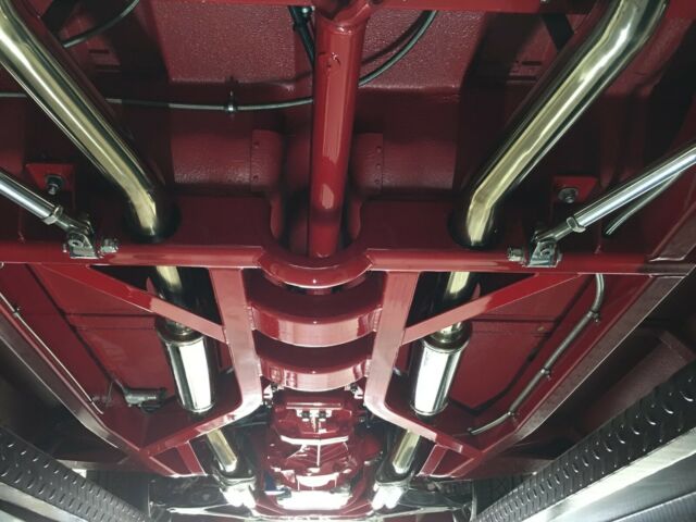 1962 Chevrolet Corvette RESTOMOD ART MORRISON LS3 PRO TOURING SHOW CAR - photo 9