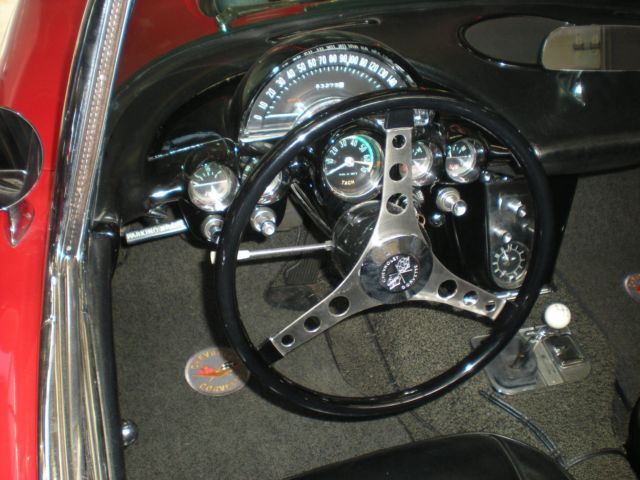 1962 Chevrolet Corvette convertible - photo 8