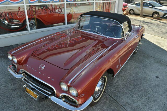 1962 Chevrolet Corvette Convertible 340HP 327 Complete Restoration w Hardt - photo 5