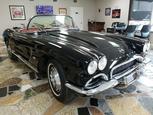 1962 Chevrolet Corvette CONVERTIBLE~ FRAME OFF RESTORATION~ NON 327~4 SPEE - photo 3