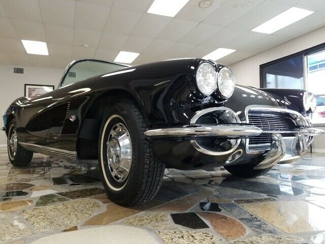 1962 Chevrolet Corvette CONVERTIBLE~ FRAME OFF RESTORATION~ NON 327~4 SPEE - photo 5