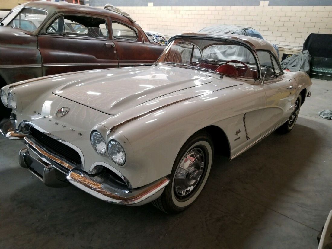 1962 Chevrolet Corvette softop and hardtop - photo 11
