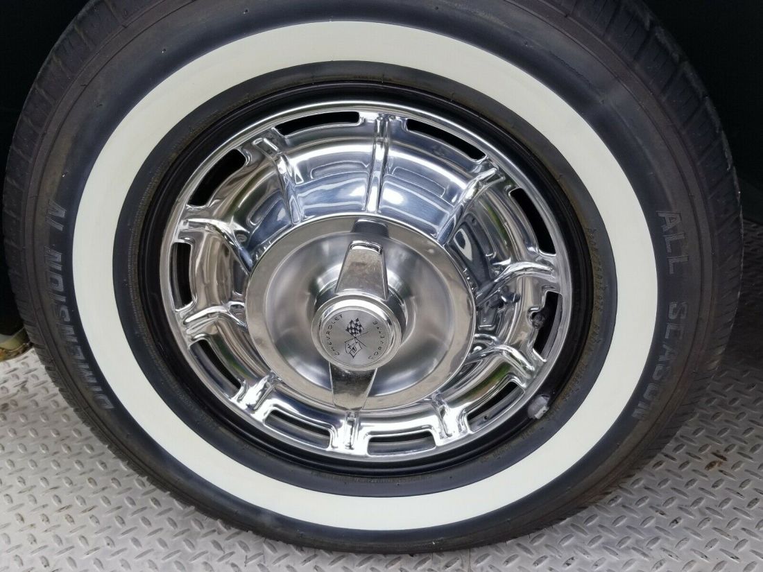 1962 Chevrolet Corvette softop and hardtop - photo 2