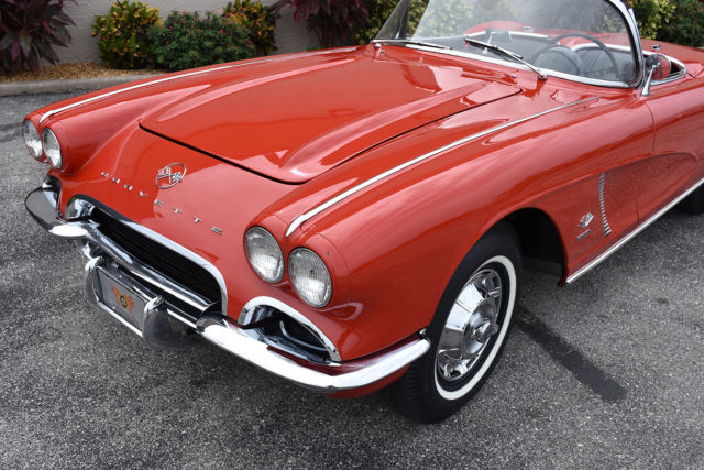 1962 Chevrolet Corvette Convertible 2-Door - photo 3