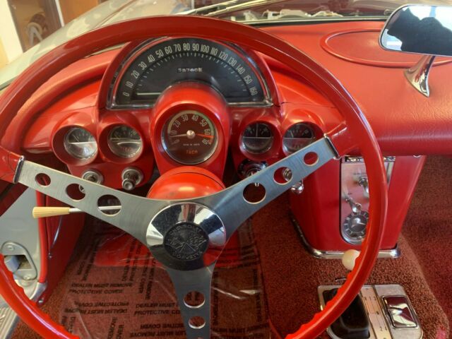 1962 Chevrolet Corvette - photo 9