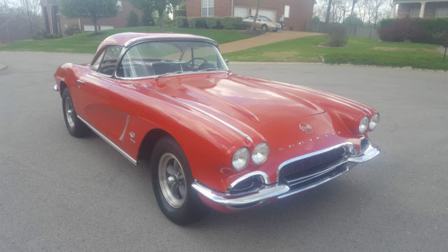 1962 Chevrolet Corvette Fuelie 4spd Both Tops Gorgeous Survivor NO RESERVE 1962 Chevrolet Corvette Rochester Fuel Injected 4spd NO RESERVE