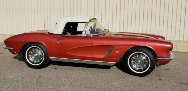 1962 Chevrolet Corvette GORGEOUS SURVIVOR 1962 CORVETTE - photo 13