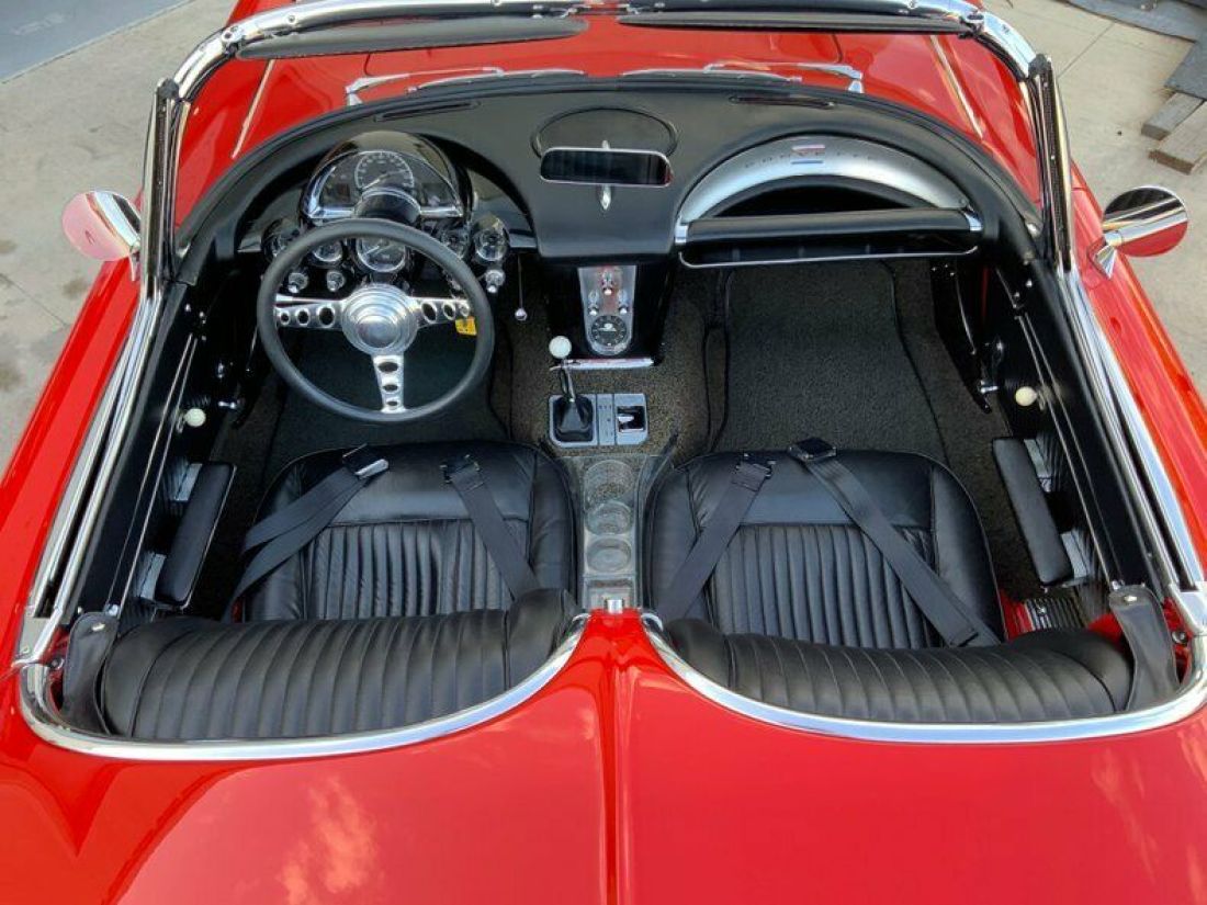 1962 Chevrolet Corvette Restomod Pwr 4 wheel disc fuel injected 425 hp str - photo 4