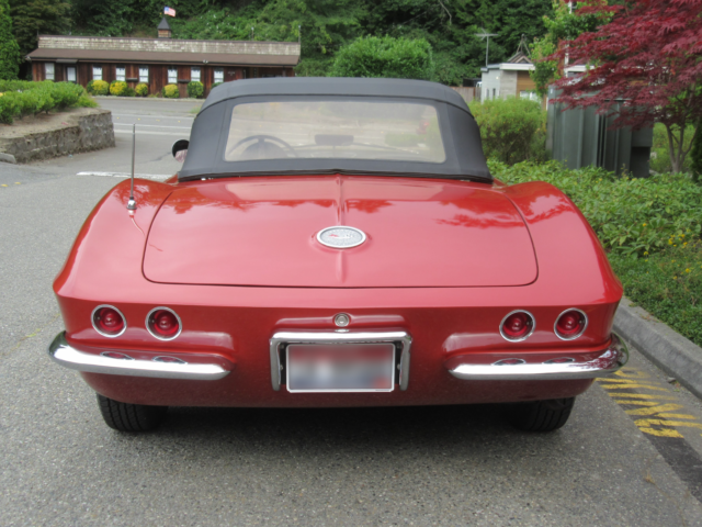 1962 Chevrolet Corvette Roadster 327 c.i. 360 h.p. Fuel Injected - photo 4