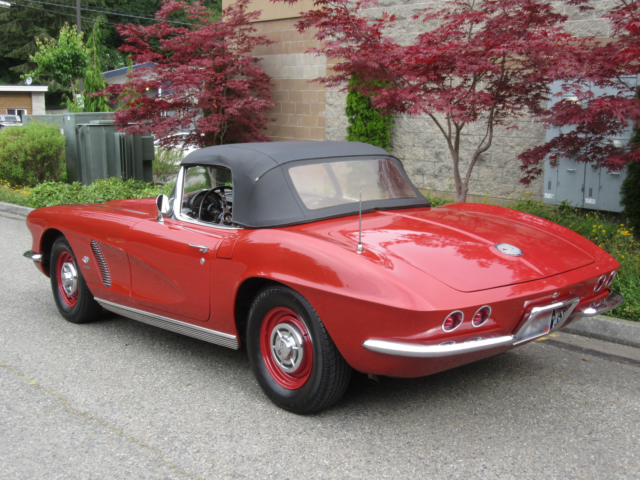 1962 Chevrolet Corvette Roadster 327 c.i. 360 h.p. Fuel Injected - photo 5