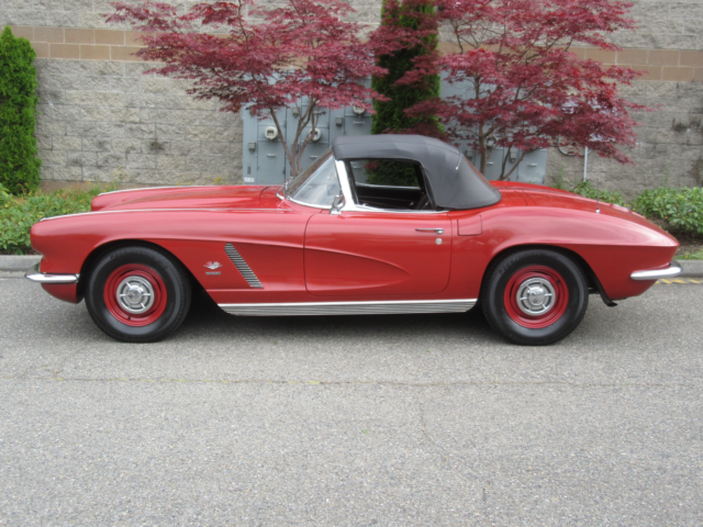 1962 Chevrolet Corvette Roadster 327 c.i. 360 h.p. Fuel Injected - photo 6