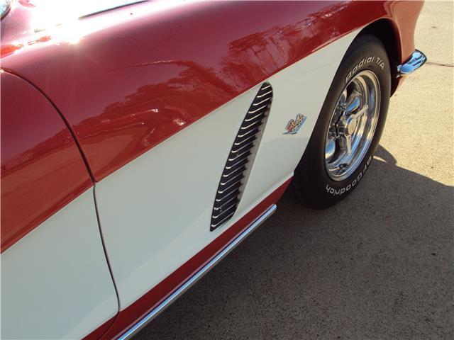 1962 Chevrolet Corvette Roadster - photo 11
