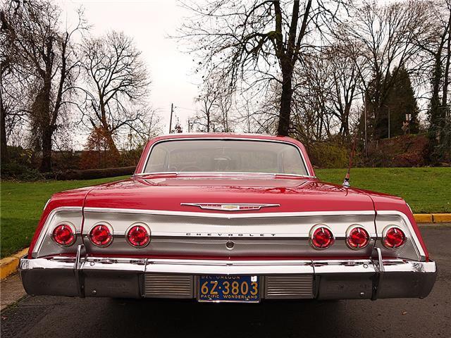 1962 Chevrolet Impala 2 Door Hardtop Sport Coupe - photo 12