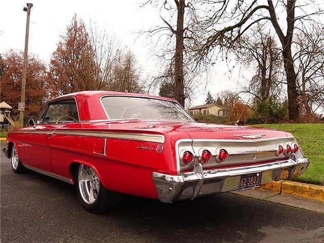 1962 Chevrolet Impala 2 Door Hardtop Sport Coupe - photo 9