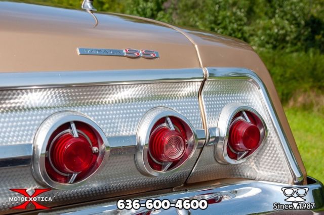1962 Chevrolet Impala Golden Anniversary SS Two-door Hardtop - photo 11