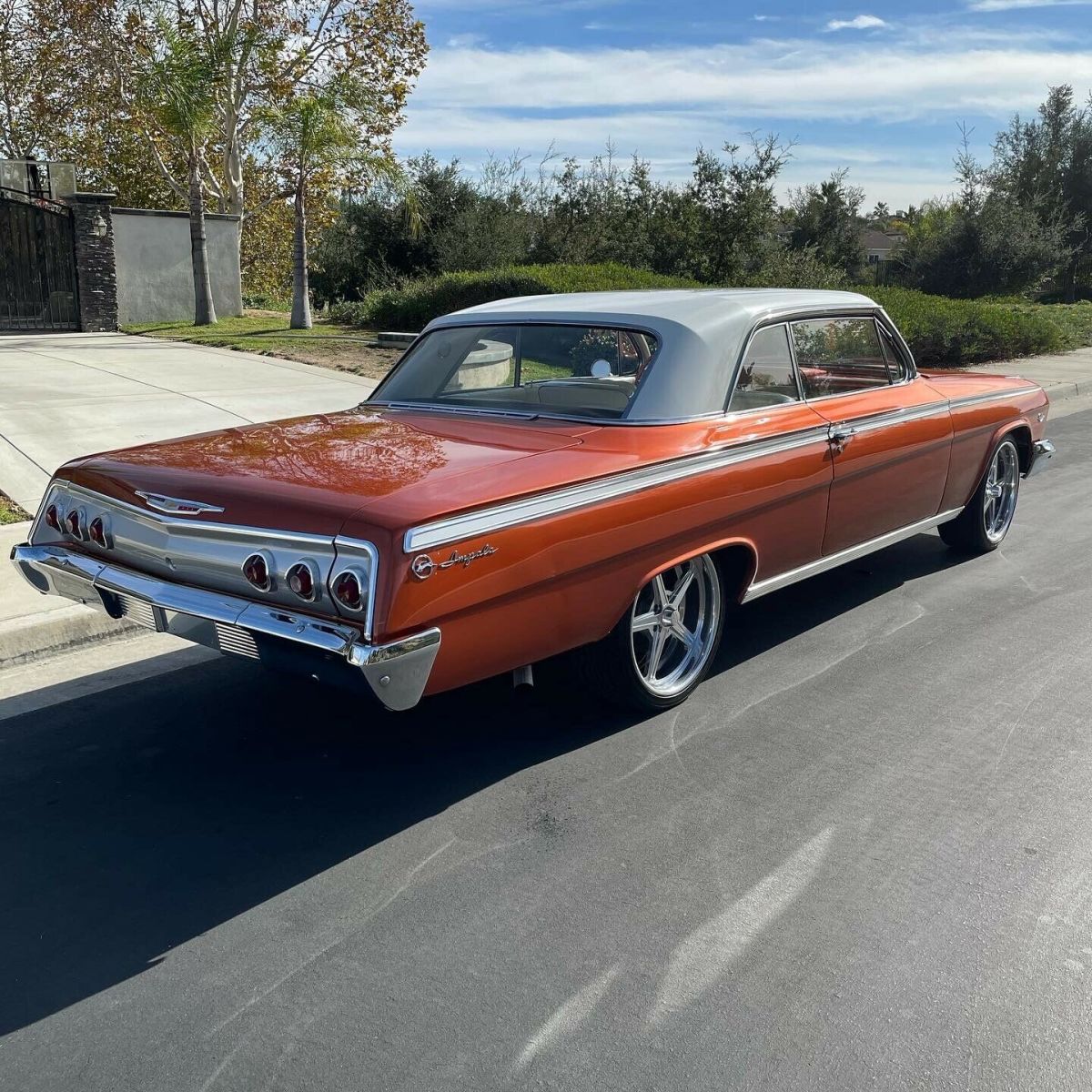 1962 Chevrolet Impala - photo 2