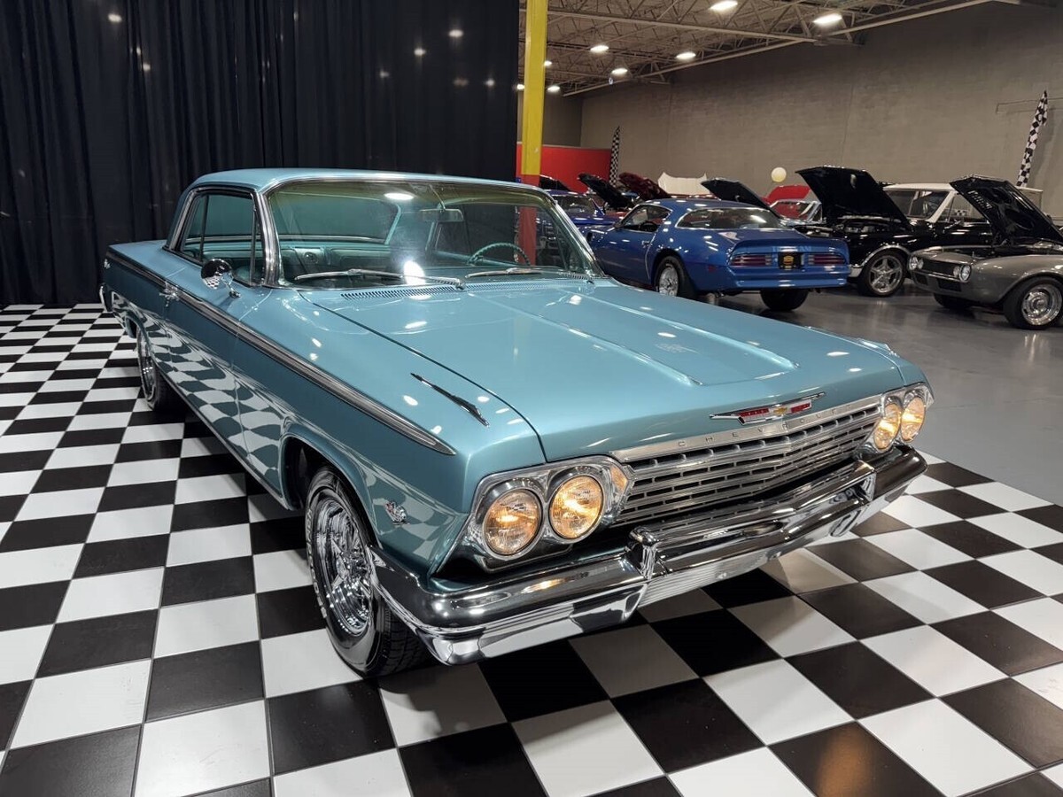 1962 Chevrolet Impala RESTORED CONDITION VERY NICE QUALITY - photo 12