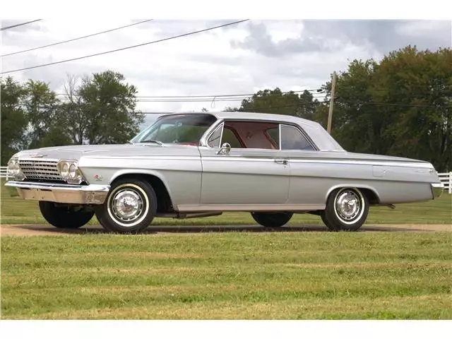 1962 Chevrolet Impala SS Hardtop 409 CI 409 HP 4-Speed Chevy 1962 Chevrolet Impala SS