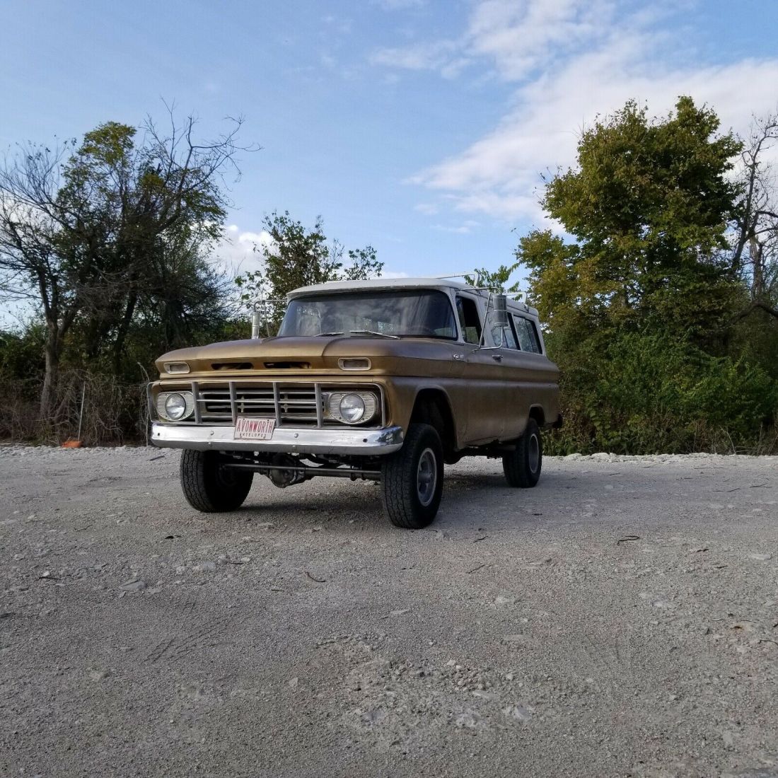 1962 Chevrolet Suburban - photo 4