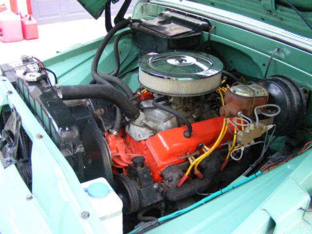 1962 Chevrolet Suburban stock - photo 11
